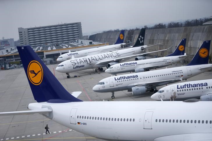 FIRMEN-BLICK-Lufthansa will Verträge mit Condor auslaufen lassen