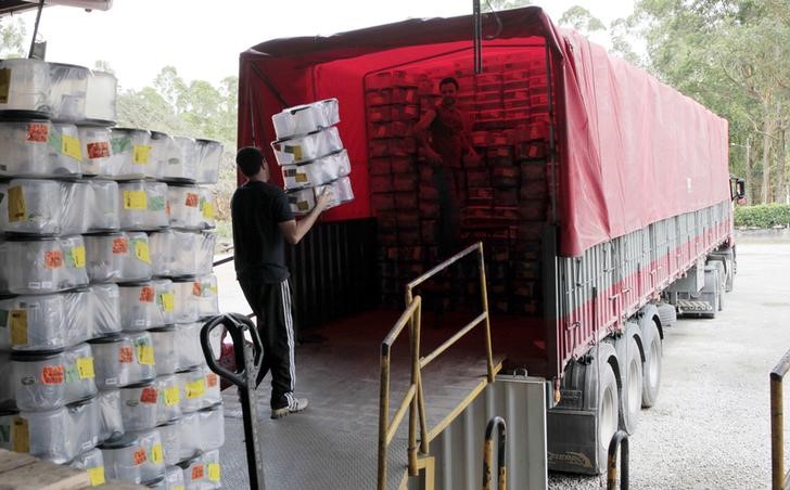 &copy; Reuters.  ENFOQUE-“Eles bloquearam o caminhão!” Ladrões de carga prejudicam e-commerce no Brasil