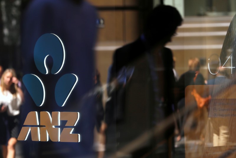 UPDATE 2-ANZ sells Shanghai Rural stake for $1.3 bln to boost capital ratio