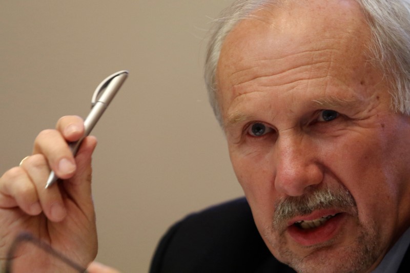 &copy; Reuters.  ECB should decide next week to take foot off gas on QE: Nowotny