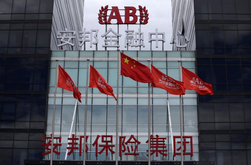 &copy; Reuters.  Anbang Out With a Whimper Is No AIG Moment for China: Gadfly
