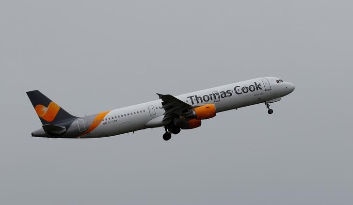 &copy; Reuters.  Cyprus says 15,000 Thomas Cook customers stranded on island