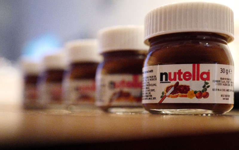 &copy; Reuters.  Nutella üreticisi Ferrero Türkiye'nin fındık pazarındaki hakimiyetini kırmak için ekili alanları artırmaya çalışıyor