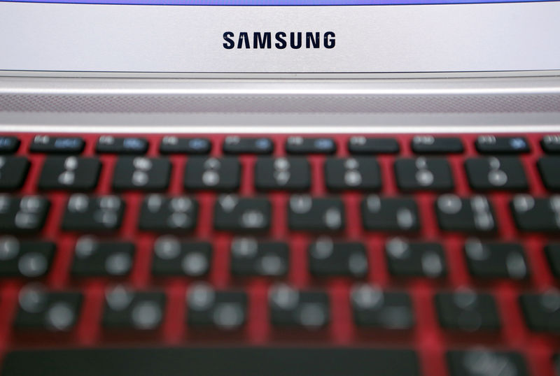 Semi Stocks Slip on Samsung's Warning of Softer Chip Demand