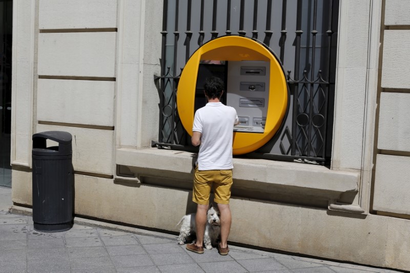 &copy; Reuters.  RESEARCH PORTUGAL-Caixa BI mantém Buy para EDPR com aumento vida útil activos, adiciona 65-70 ME ao lucro