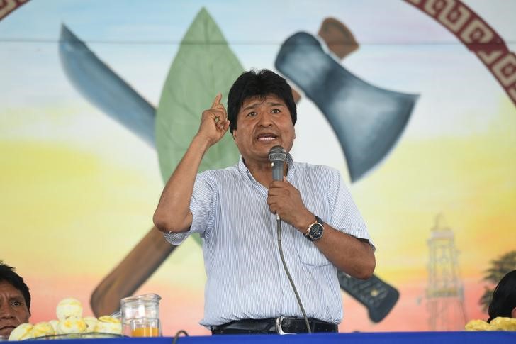 &copy; Reuters.  Excandidato boliviano Mesa pide a México no permitir a Morales hacer comentarios políticos y fomentar violencia