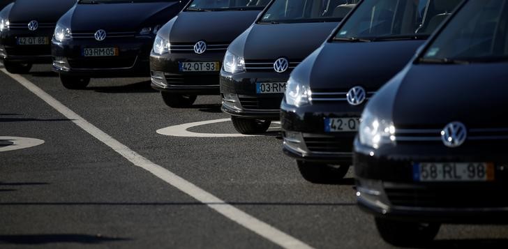 Volkswagen Indonesia Bermitra dalam EV Battery Ecosystem – Menteri via Reuters