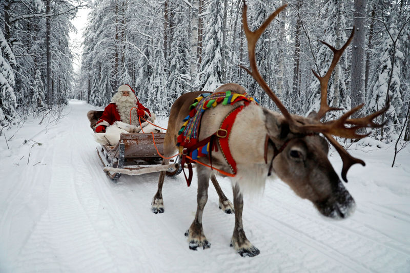 &copy; Reuters.  英國股市：皇家郵政大跌近17% 今年耶誕節禮物可能無人派送