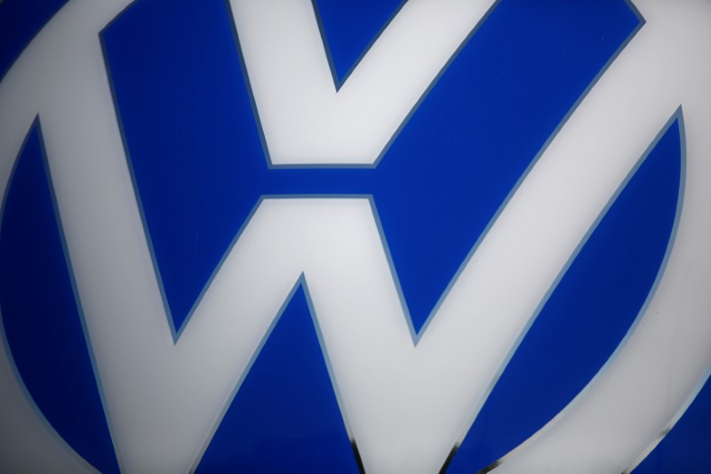 &copy; Reuters.  Volkswagen divulga vendas recordes em 2016 apesar de crise com escândalo de emissões