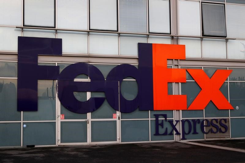 &copy; Reuters.  FedEx winst en omzet hoger dan voorspeld