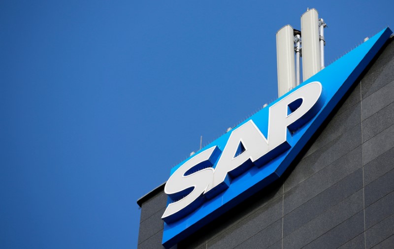 StockBeat: SAP Shocks a Complacent Tech Narrative