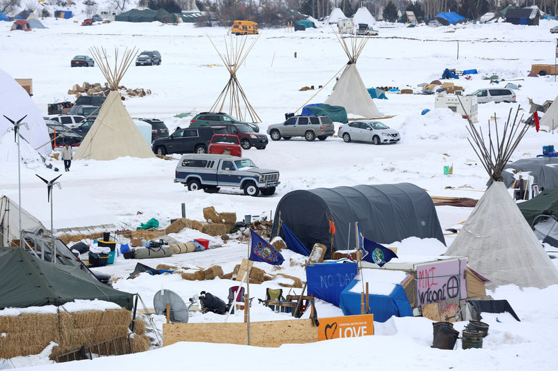 &copy; Reuters.  FEATURE-Dakota protesters regroup, plot resistance to other pipelines 