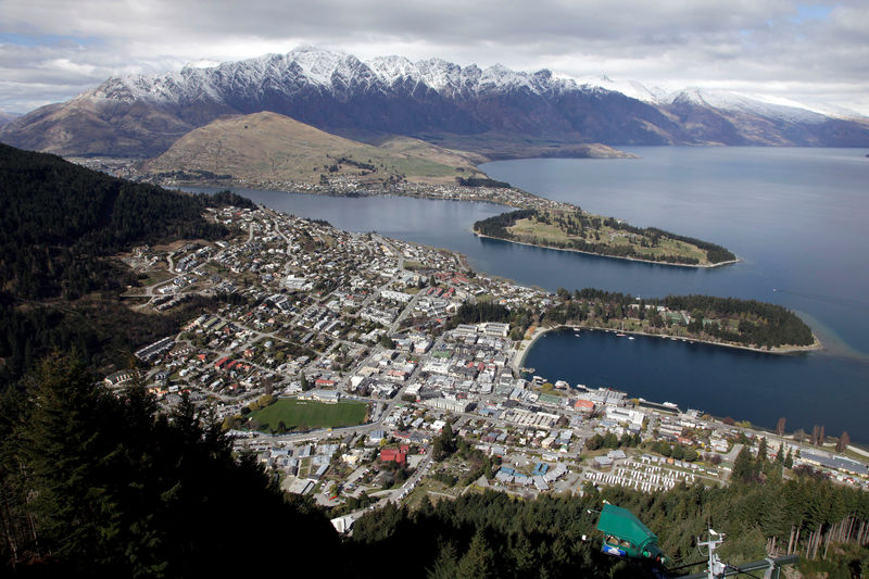 &copy; Reuters.  RPT-New Zealand passes ban on foreign homebuyers into law