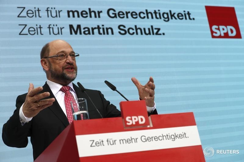 &copy; Reuters.  SPD Alemanha com melhor resultado em sondagem desde Outubro de 2012