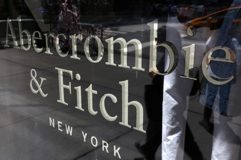 На торгах до открытия рынка акции Abercrombie & Fitch резко подорожали