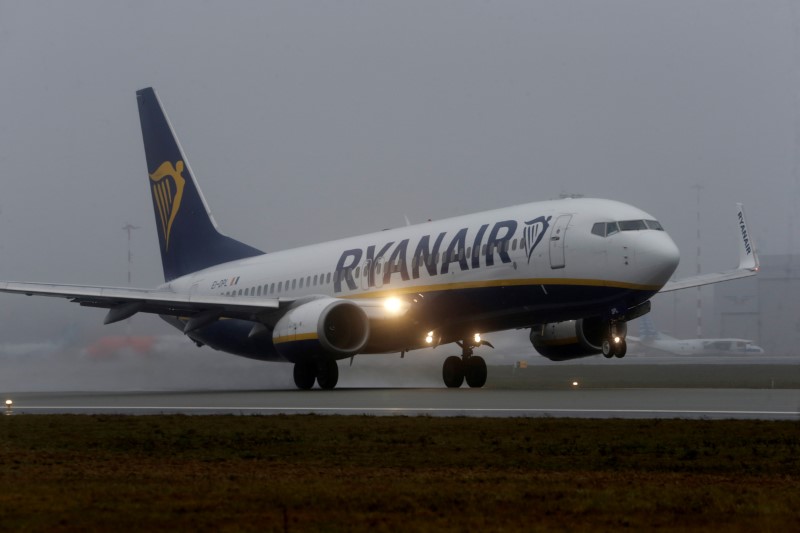 Tripulações da Ryanair na Espanha anunciam mais 12 dias de greve