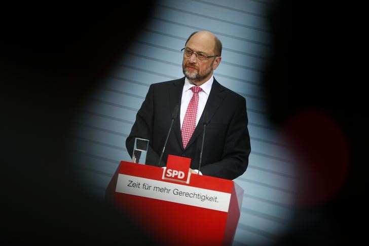 &copy; Reuters.  Schulz distanziert sich von Schröders Rosneft-Ambitionen