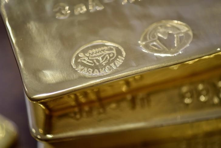 הזהב צפוי לעלות ב-2024 על רקע ההקלה במדיניות המוניטרית והעימות במזרח התיכון