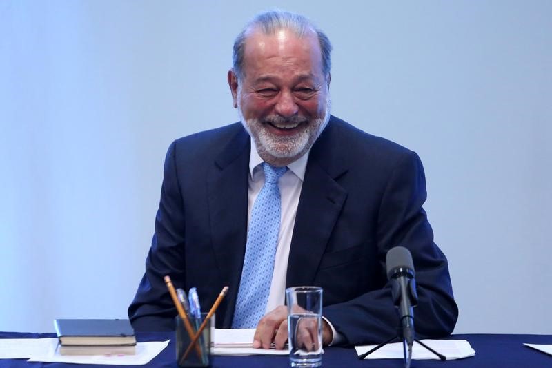 &copy; Reuters.  Multimillonario Carlos Slim será dueño de un tercio de Miniso México