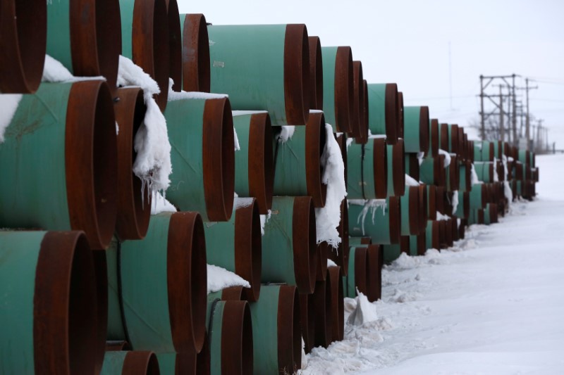 &copy; Reuters.  UPDATE 1-Canada's new pipeline parts rules to lessen burden on operators