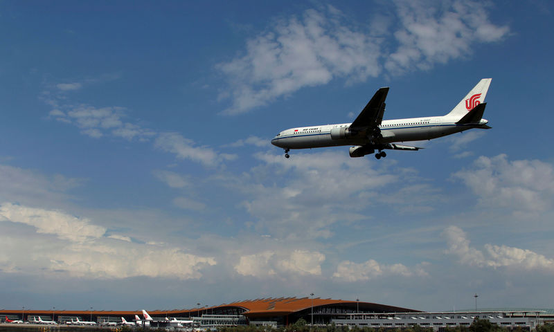 港股異動：航空股走勢低迷，國泰航空、美蘭空港均跌逾2%