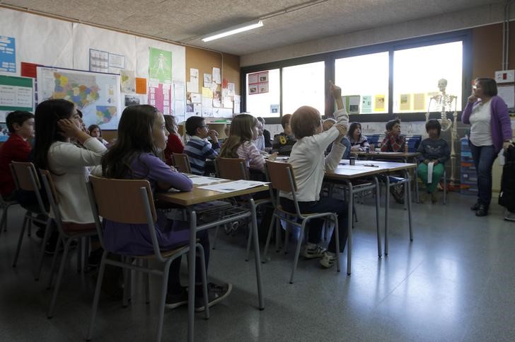 &copy; Reuters.  UNESCO apela às escolas que proíbam smartphones nas salas de aula