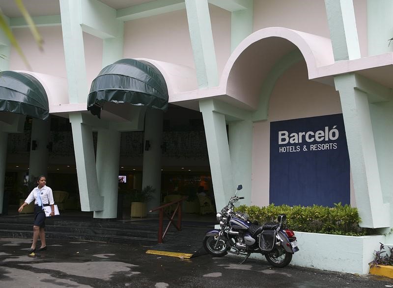 &copy; Reuters.  Hispania compra a Barceló participación en una socimi de hoteles por 172 mlns euros