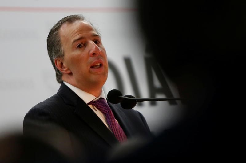 &copy; Reuters.  Mexico finance minister says NAFTA uncertainty hitting peso