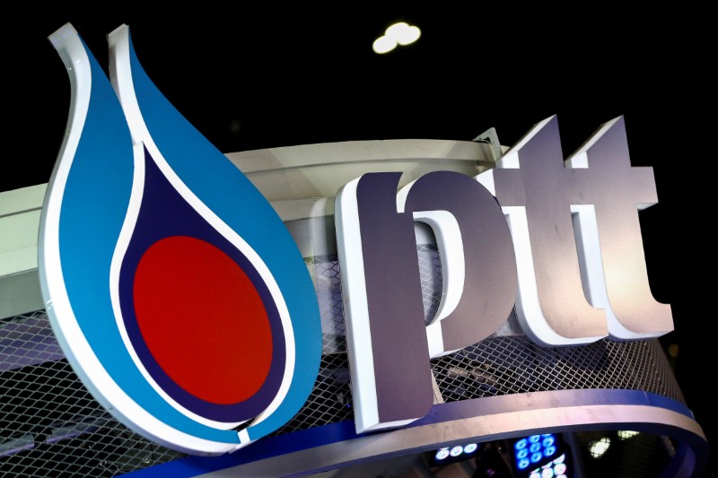 PTT Oil Surges in Bangkok Debut After $1.57 Billion IPO