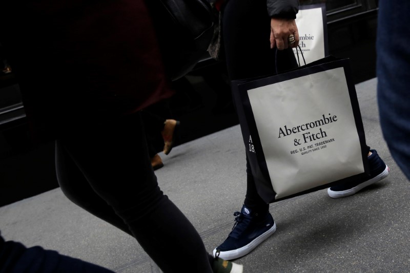 &copy; Reuters.  Citi expects Abercrombie &amp; Fitch Q1 EPS miss and guidance cut, but says it is mostly priced in
