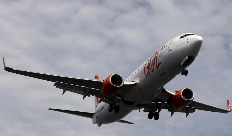 &copy; Reuters.  标普全球(SPGI.US)评级：2020年全球航空客运量将下降70%