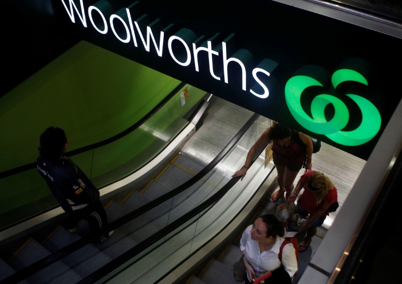 &copy; Reuters.  Australia's Woolworths says 1st qtr sales up 3.7 pct