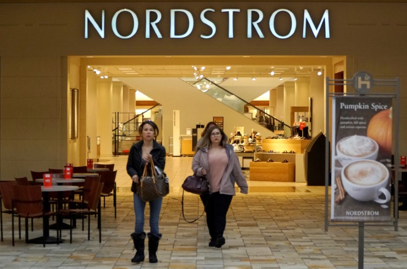Nordstrom despenca mais de 17% com vendas abaixo dos níveis de 2019