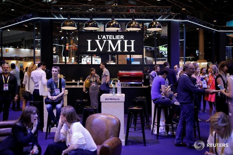 Ex-Luxottica boss Guerra to head LVMH's hospitality, restaurant business: sources