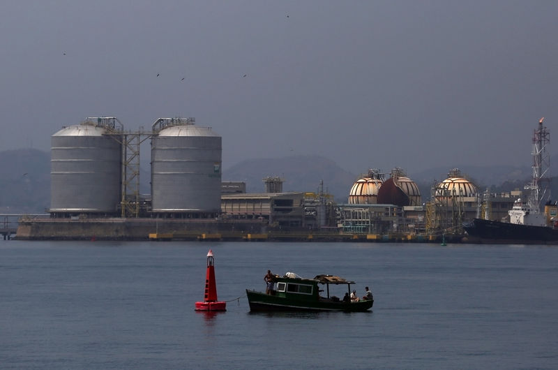 &copy; Reuters.  Petrobras recebe apenas 1 proposta para arrendamento de terminal de GNL na BA