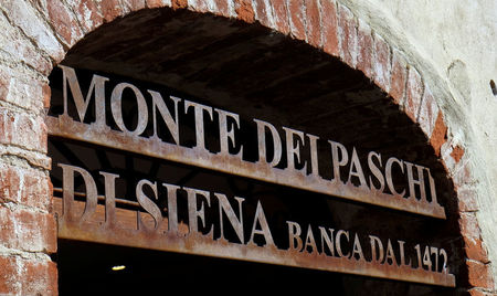 Monte dei Paschi shares drop on reports of new probe into Italy bailout conditions