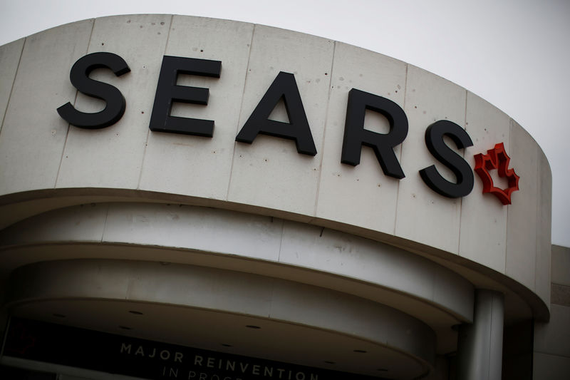 &copy; Reuters.  Retailers' holiday sales seen marred by Sears Canada liquidation