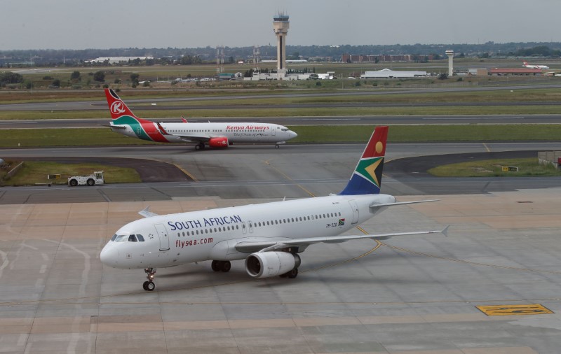 FIRMEN-BLICK-Fluggesellschaft SAA bekommt Notkredit von Südafrikas Förderbank
