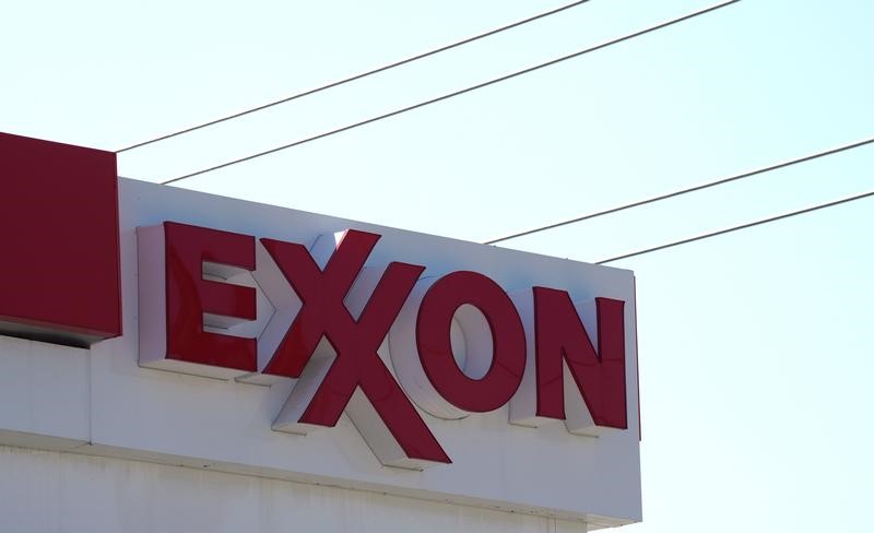 Exxon Mobil Credit Rating Gets Cut Amid Virus-Led Hit to Energy