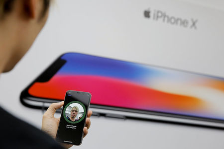 Trung Quốc yêu cầu Apple xóa các ứng dụng trò chuyện cụ thể - Wall Street Journal