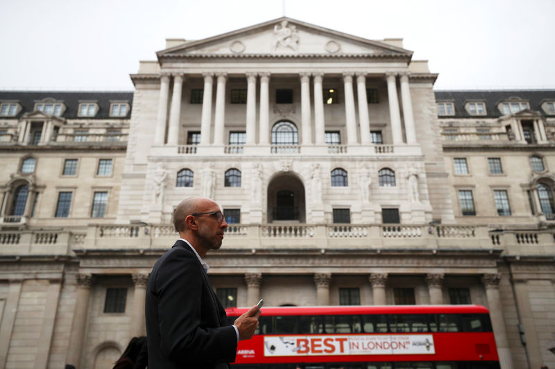 &copy; Reuters.  Bank of England raises rates despite mounting Brexit worries
