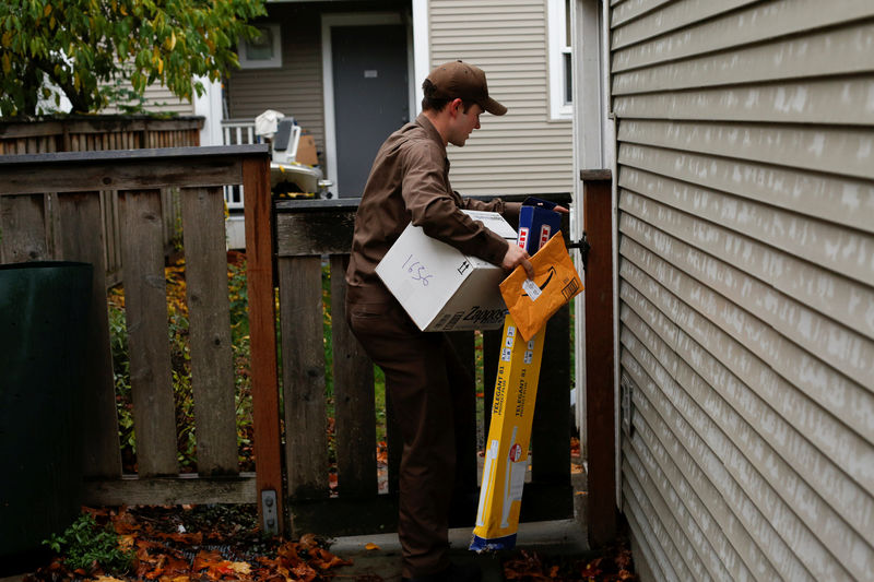 &copy; Reuters.  How To Earn $500 A Month From FedEx While It Takes UPS Market Share
