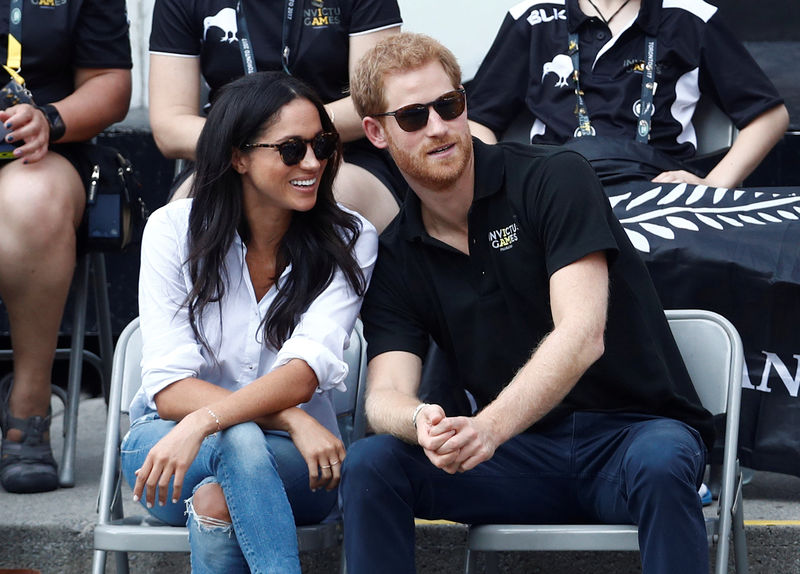 &copy; Reuters.  UPDATE 3-'Sad' Prince Harry says no other option but to end royal role