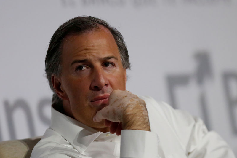 &copy; Reuters.  Rubio deja subsecretaría de Hacienda, va a campaña de Meade