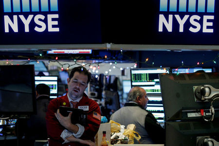 ROUNDUP/Aktien New York Schluss: Dow verpasst Rekord knapp - Starkes Quartal