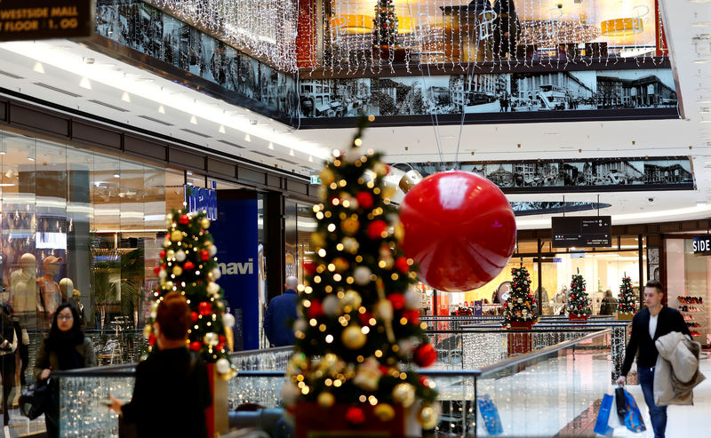 Holiday sales off to blistering start as shoppers gravitate to online, mobile
