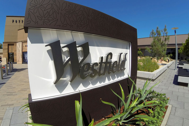 &copy; Reuters.  Australia's Westfield Corp seeks trading halt 