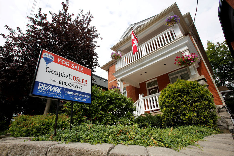&copy; Reuters.  Canada home prices fall for 3rd straight month in December -Teranet