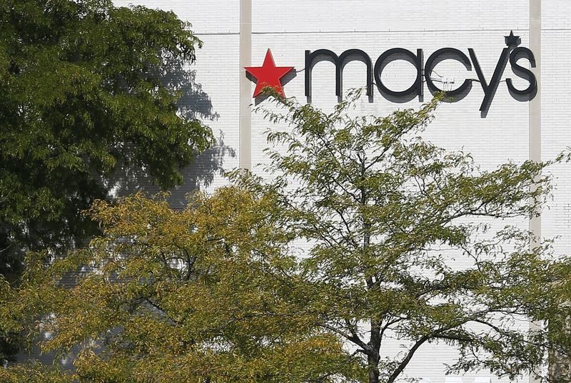 &copy; Reuters.  Macy’s (M) names Jeff Gennette as CEO in leadership transition