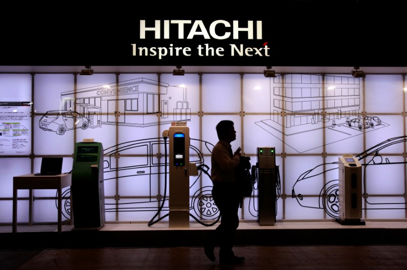 &copy; Reuters.  Hitachi to buy Elliott's stake in Italy's Ansaldo STS, to launch tender